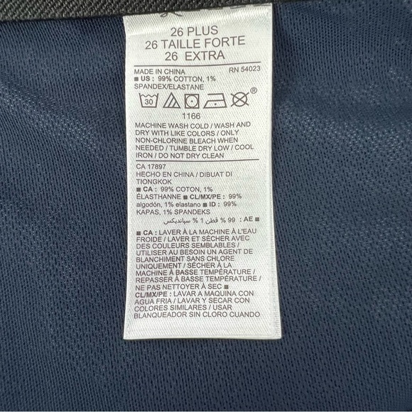 Old Navy Women’s Blue Jeans Sz 26 High Rise Straight Distress 2” Elastic Waist - Picture 7 of 14